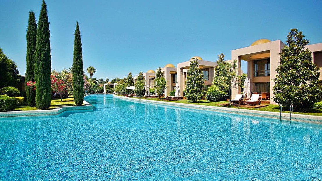 Spend your holiday at Serenity with Syntours difference!